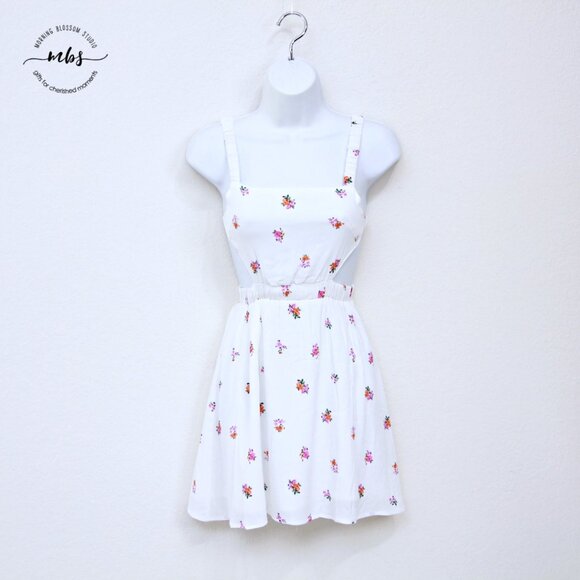 NWOT Sky To Moon Floral Cutout Sleeveless Unlined Mini Dress Pink Orange White - Picture 2 of 9